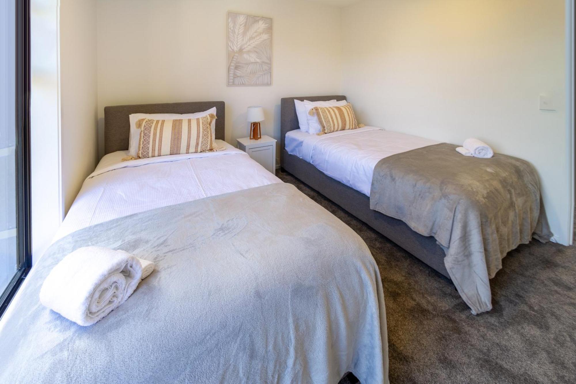 Chic 2-Bed Gem: Trust Arena Proximity - West Akl Apartamento Auckland Exterior foto